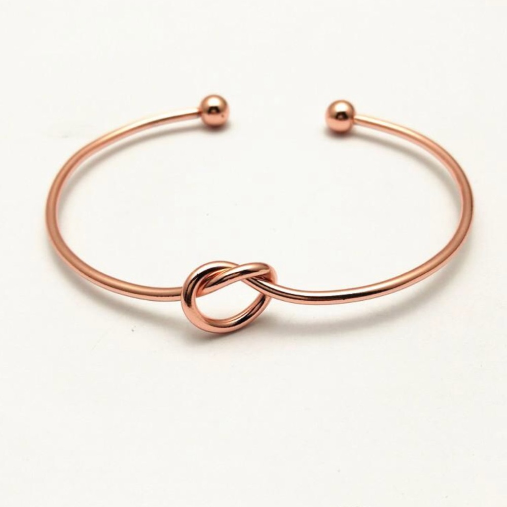 Dainty Knot Bracelet - Picture 5 of 5